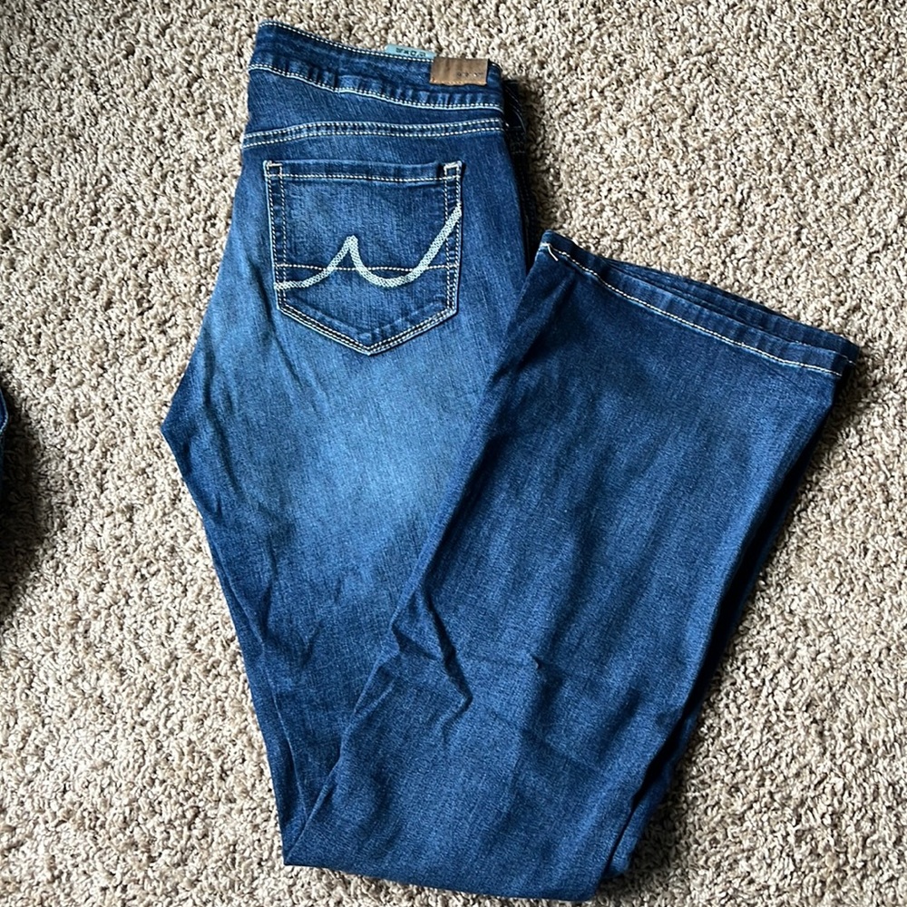 Ariat bootcut jeans size 30R , dark wash